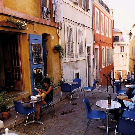 Grand Studio Au Pied Du Panier Appartement Marseilles Buitenkant foto