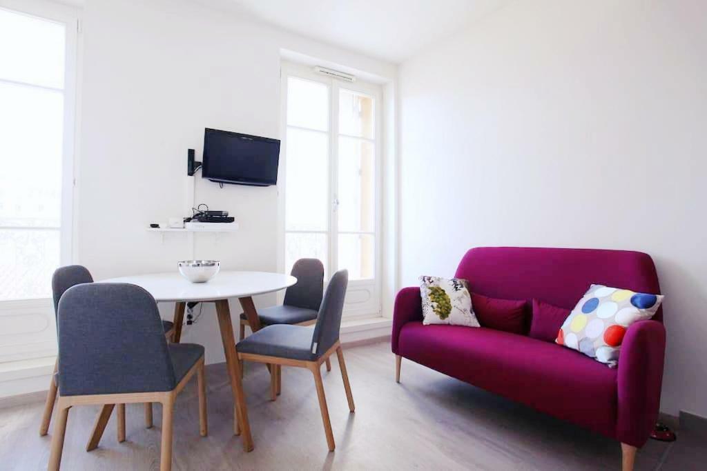 Grand Studio Au Pied Du Panier Appartement Marseilles Buitenkant foto